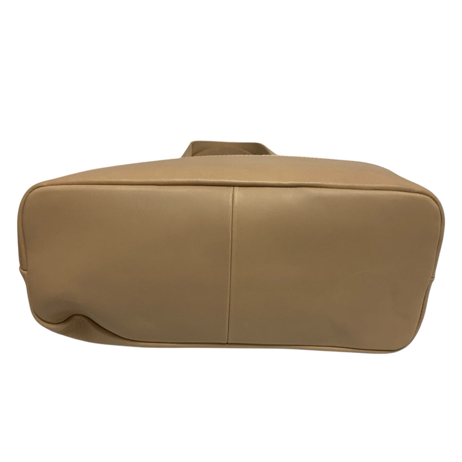 UGG * Handbag