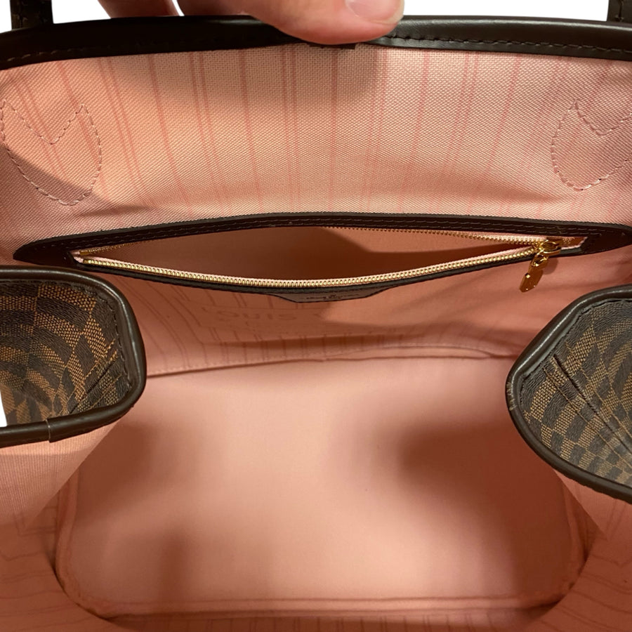 Louis Vuitton * Handbag