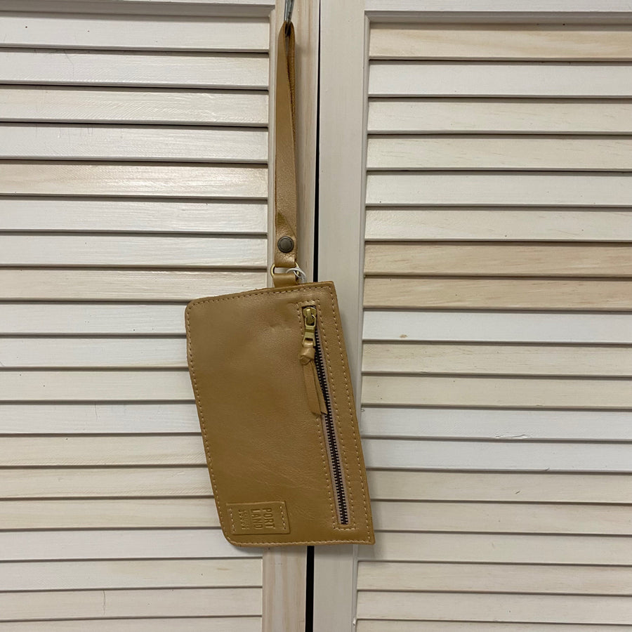 PORTLAND Wristlet