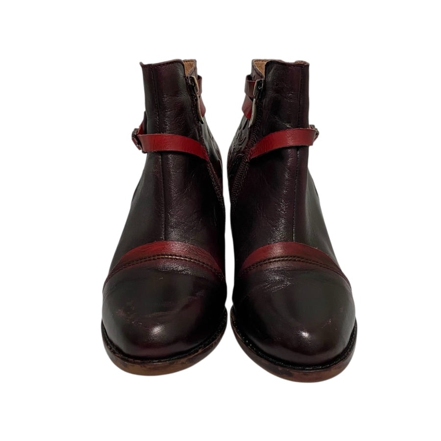 L'Artiste Ankle Boots