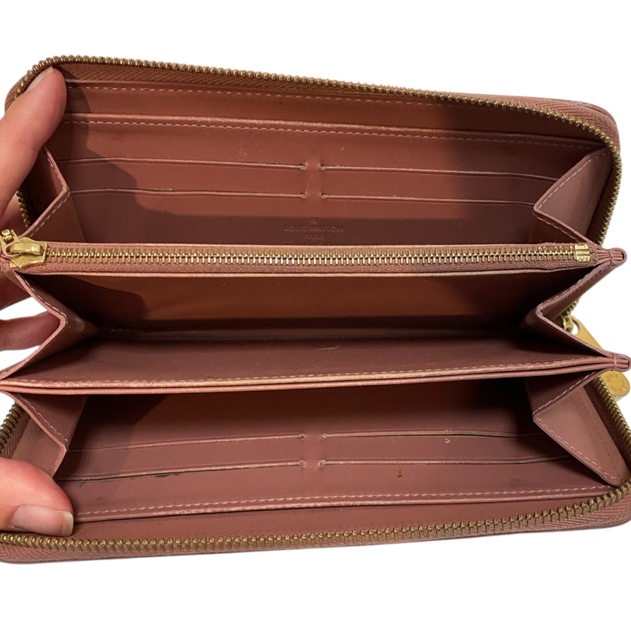 Louis Vuitton * Wallet