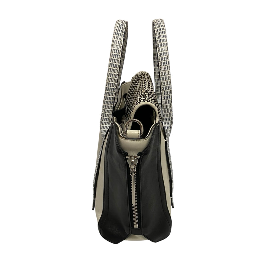 Pour la Victoire Handbag